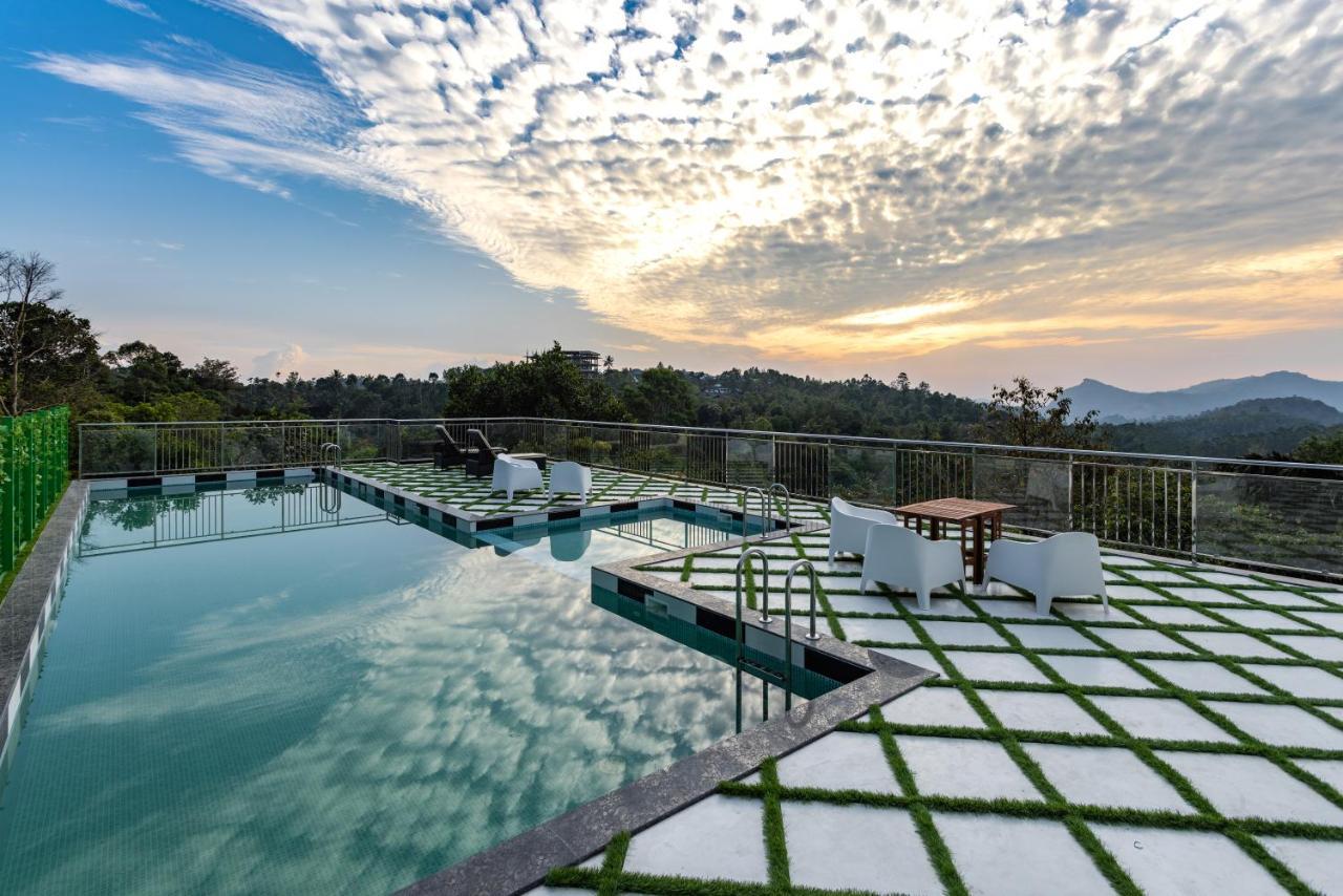 Hotel White House, Munnar Luaran gambar